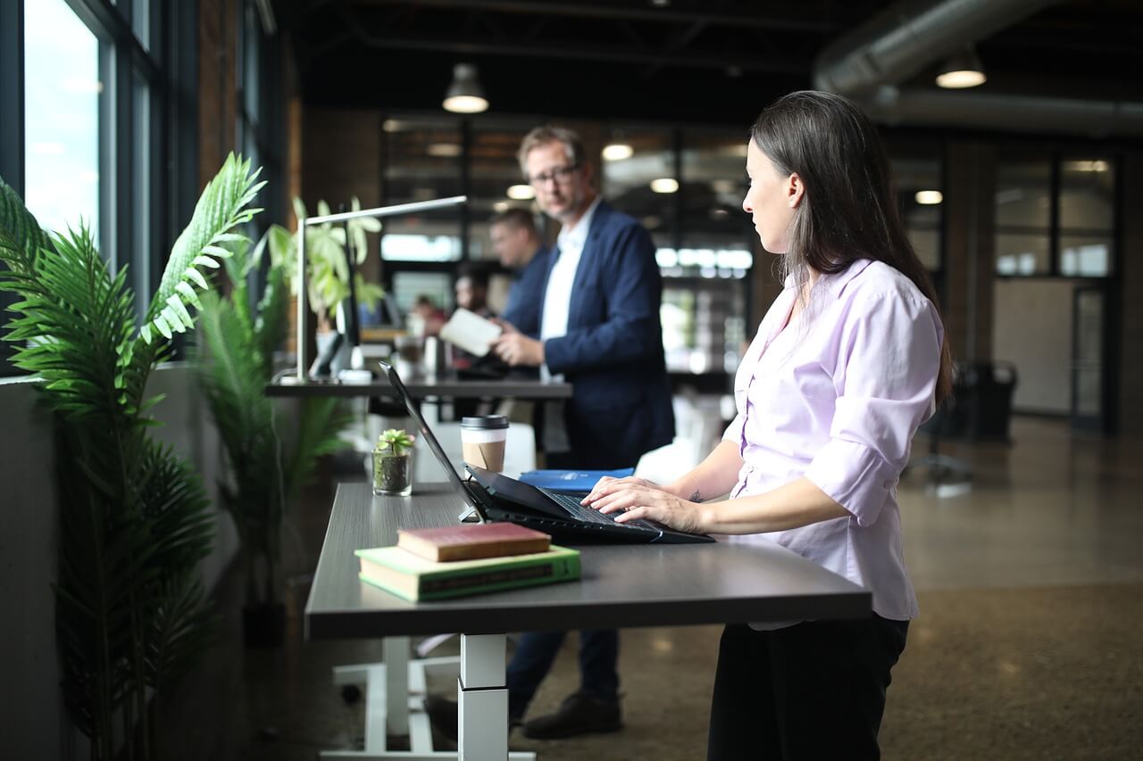Electric standing desk – how to choose one?