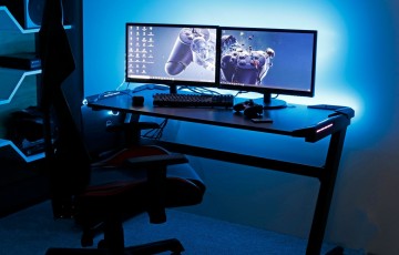 Biurka gamingowe z oświetleniem LED